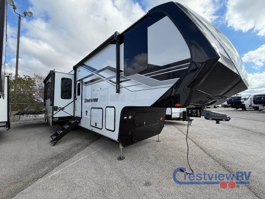 2026 Grand Design Momentum 399M photo 3