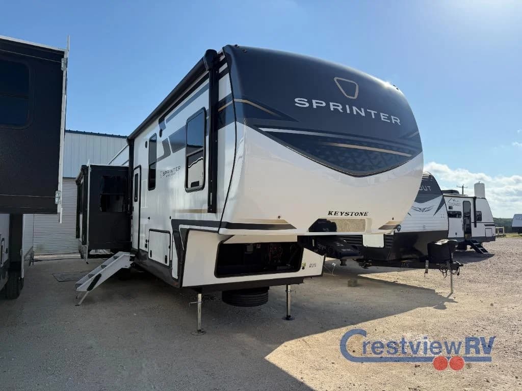 2026 Keystone RV Sprinter 3920DSL photo 3
