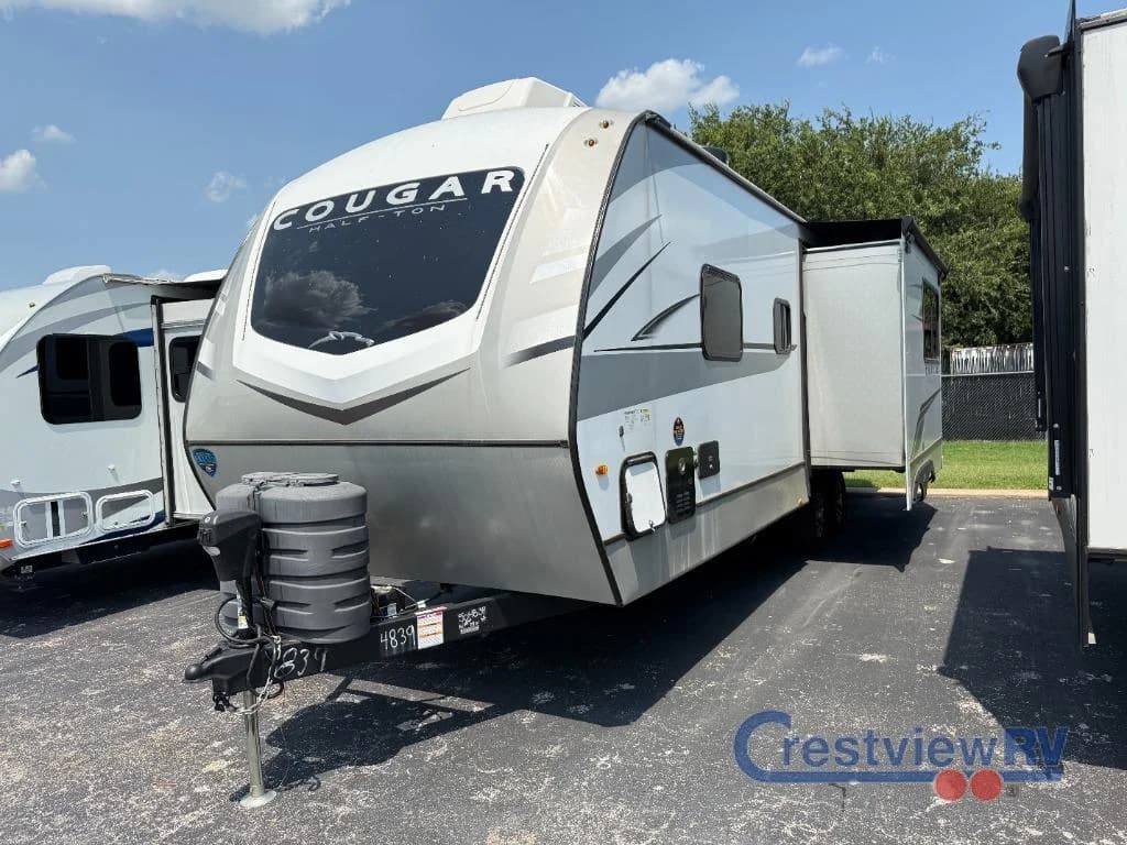 2024 Keystone Cougar Half-Ton 25RDS photo 3