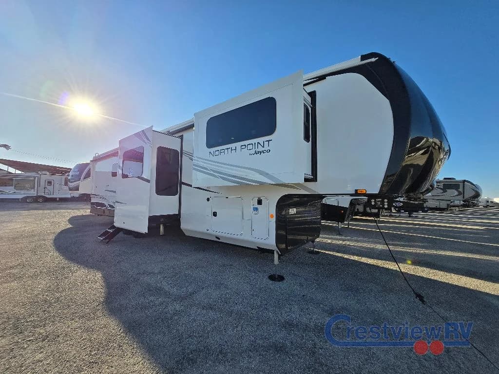 2026 Jayco North Point 382FLRB photo 3
