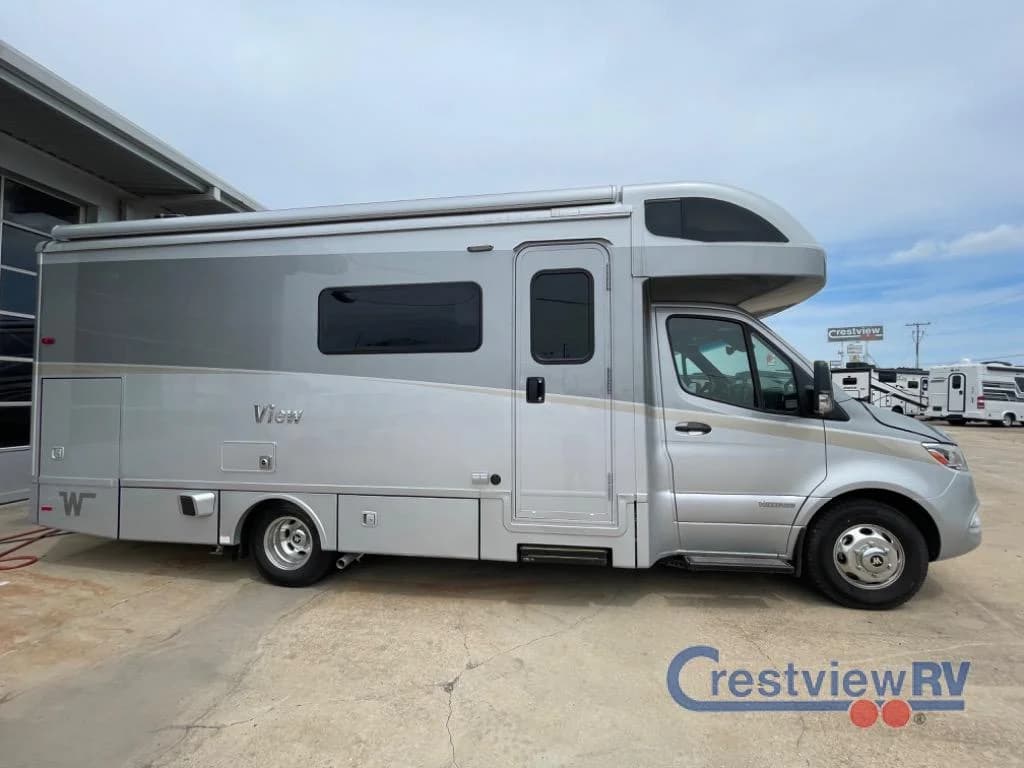 2025 Winnebago View 24T photo 3