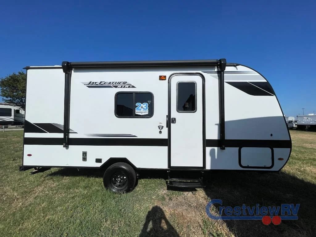 2026 Jayco Jay Feather Air SL 17BHSL photo 3