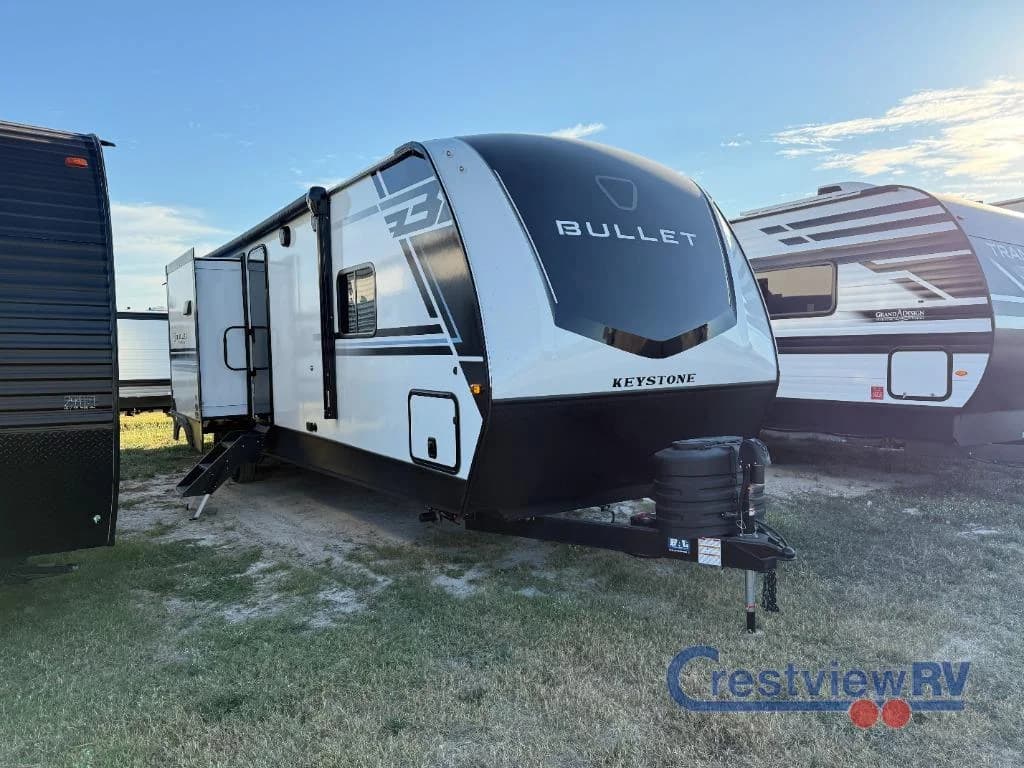 2026 Keystone Bullet 330BKQ photo 3