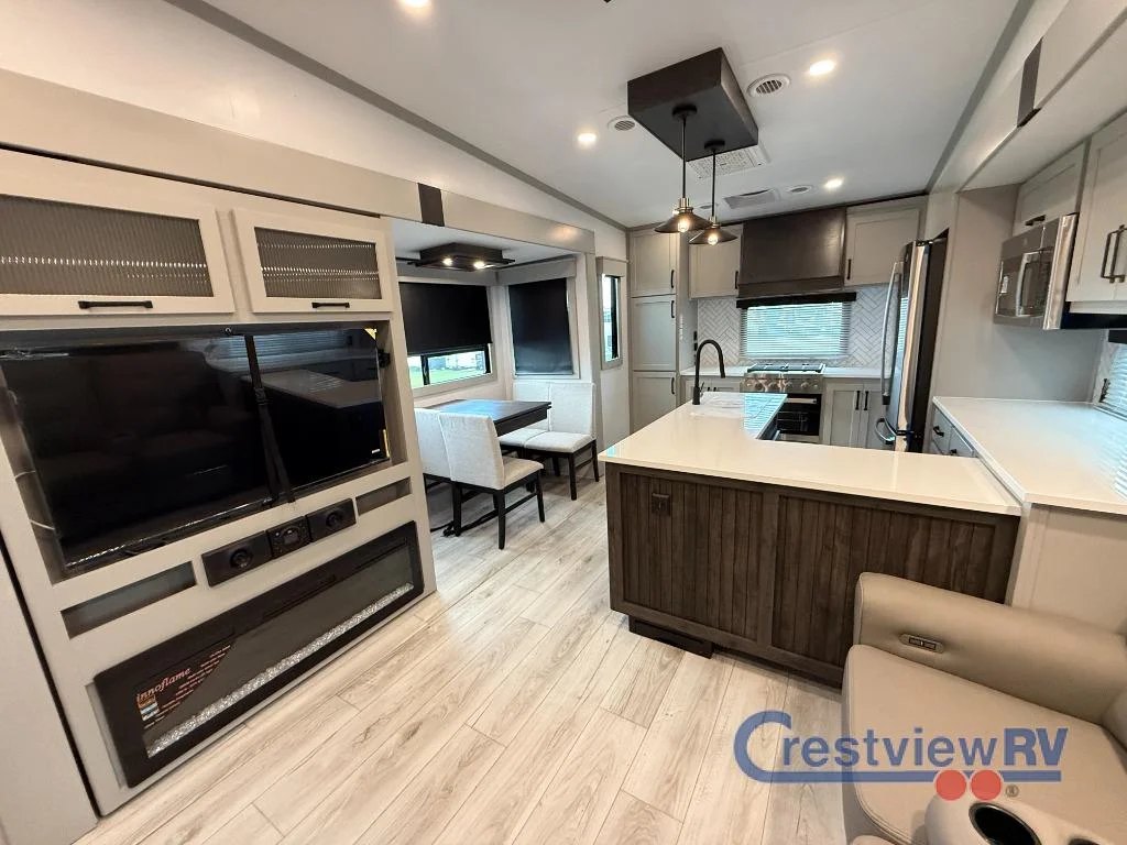2026 Keystone Montana High Country 325RK photo 9