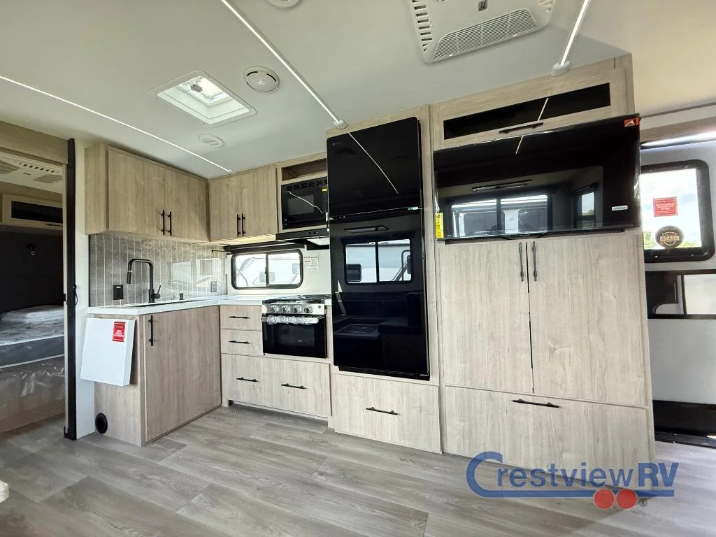 2026 Grand Design Imagine 2800BH photo 12