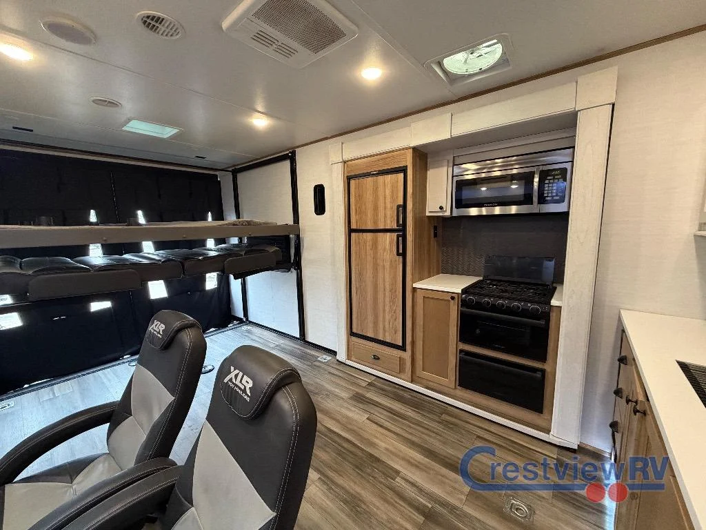 2023 Forest River XLR Hyper Lite 2815 photo 15