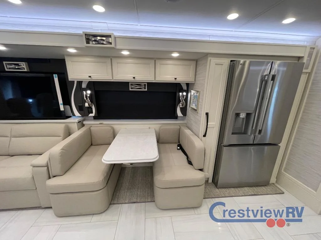 2026 Tiffin Motorhomes Phaeton 40 IH photo 26