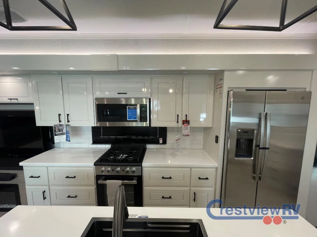 2026 Jayco Pinnacle 38SSWS photo 18