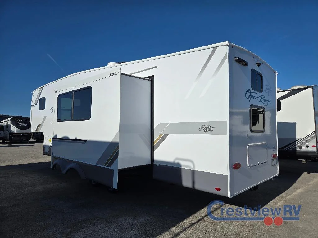 2026 Open Range RV Roamer Light Duty 28DBSS photo 5