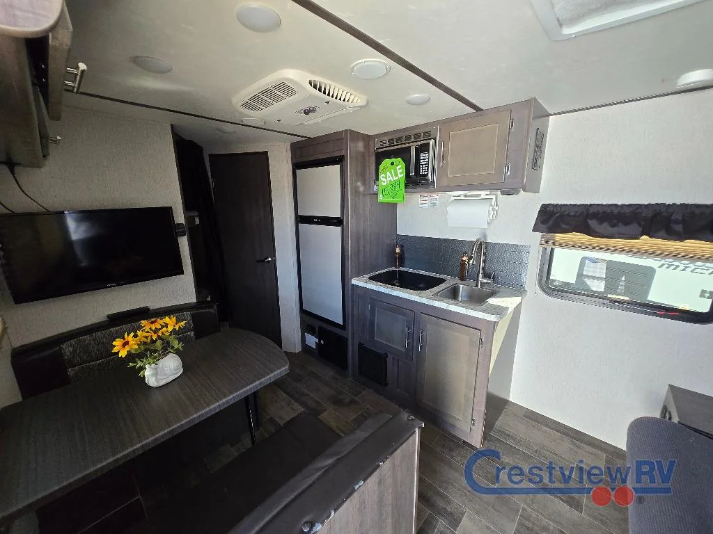 2020 CrossRoads RV Sunset Trail SS186BH photo 8