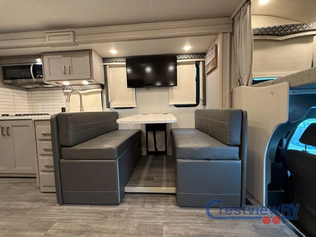 2024 Thor Motor Coach Magnitude XG32 photo 12