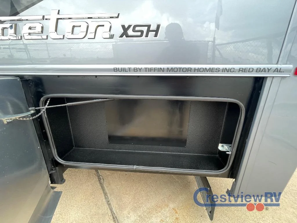 2026 Tiffin Motorhomes Phaeton 40 IH photo 12