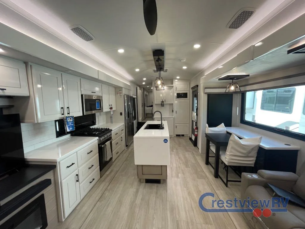 2026 Jayco Pinnacle 38SSWS photo 17
