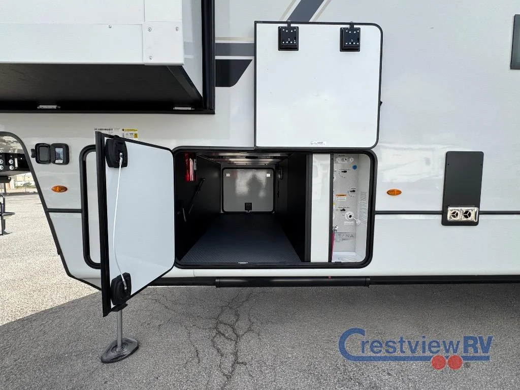 2026 Keystone Montana 3915TB photo 8