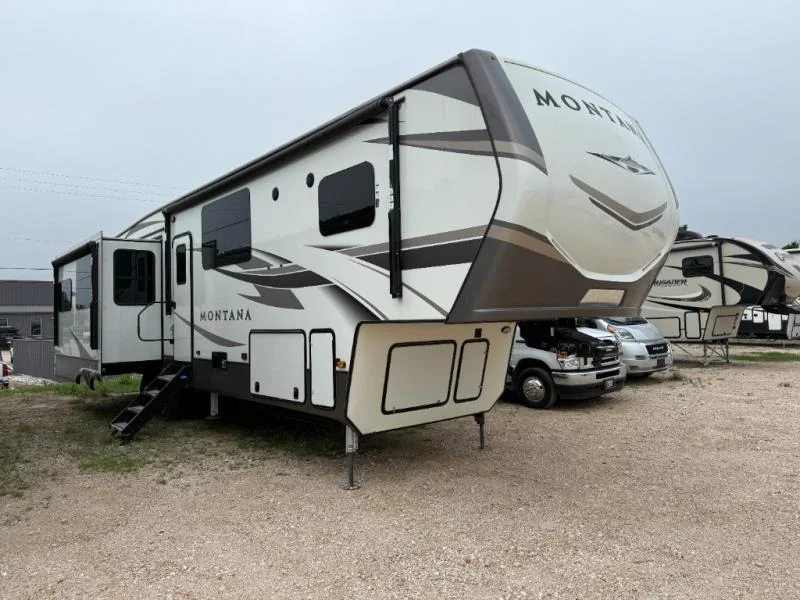 2020 Keystone Montana 3813MS thumb 1