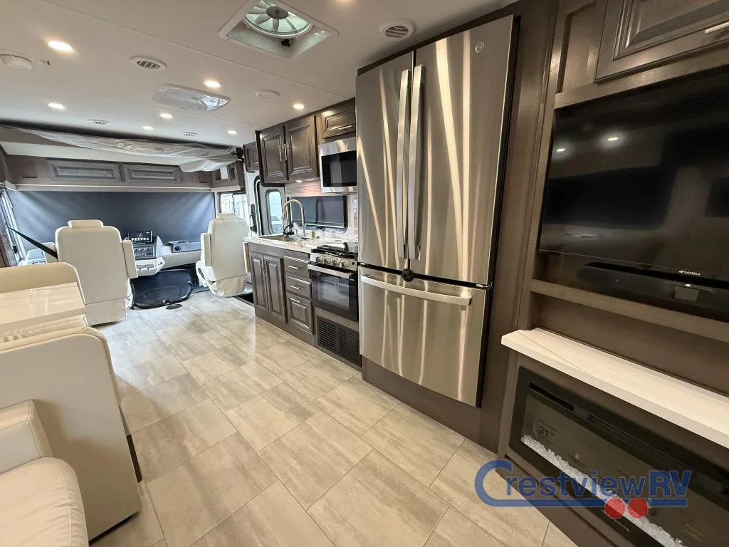2026 Forest River Georgetown 5 Series 34M5 photo 5
