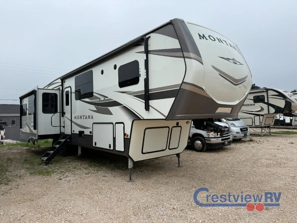 2020 Keystone Montana 3813MS photo 2