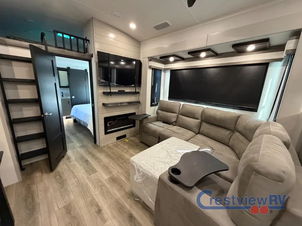 2026 Jayco North Point 395DSDB photo 17