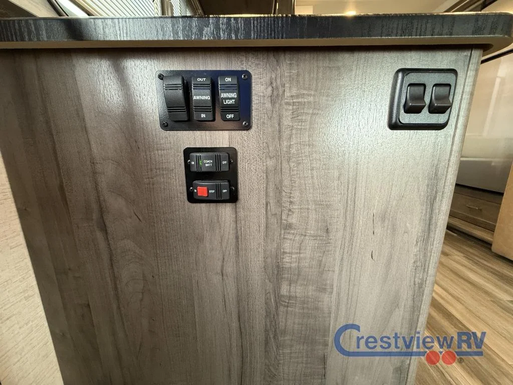 2025 Winnebago Porto 24P photo 17
