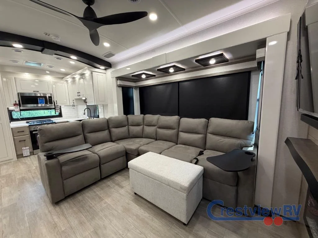2026 Jayco Pinnacle 38FBRK photo 18