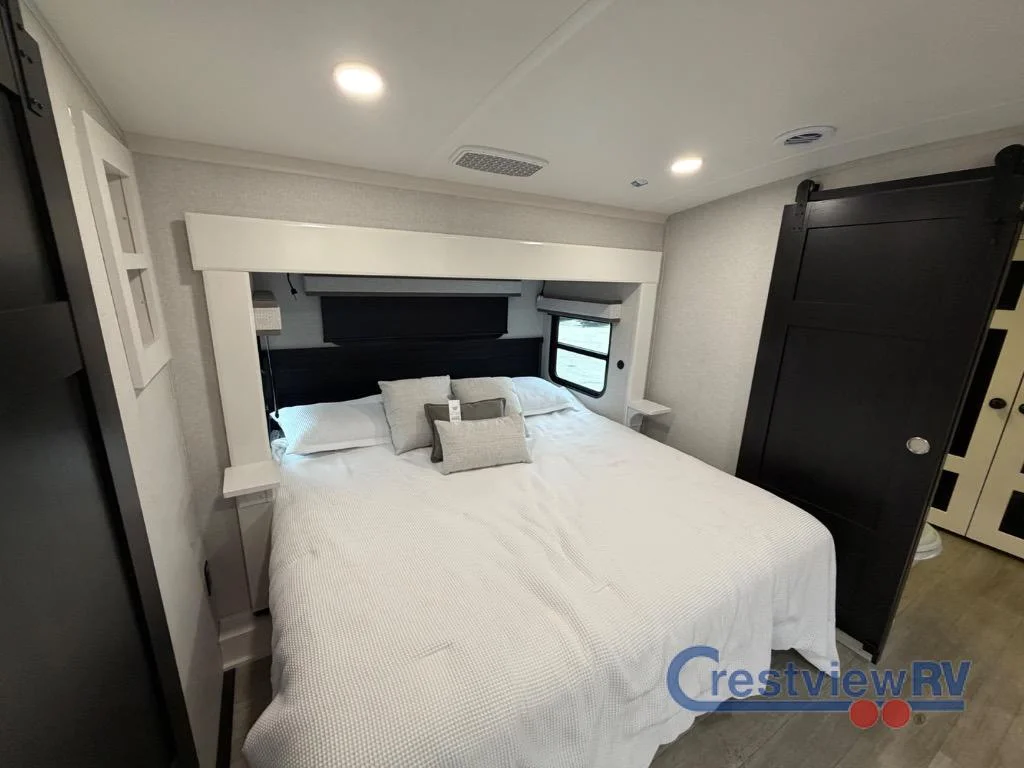 2026 Jayco Pinnacle 38FBRK photo 27