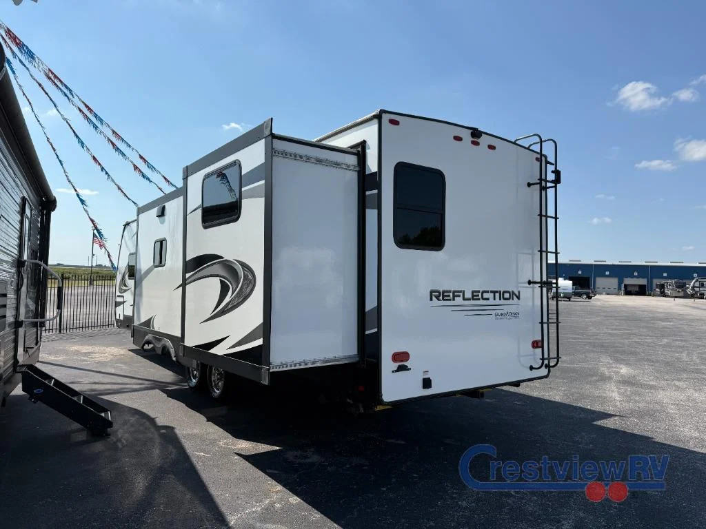 2022 Grand Design Reflection Travel Trailer photo 27