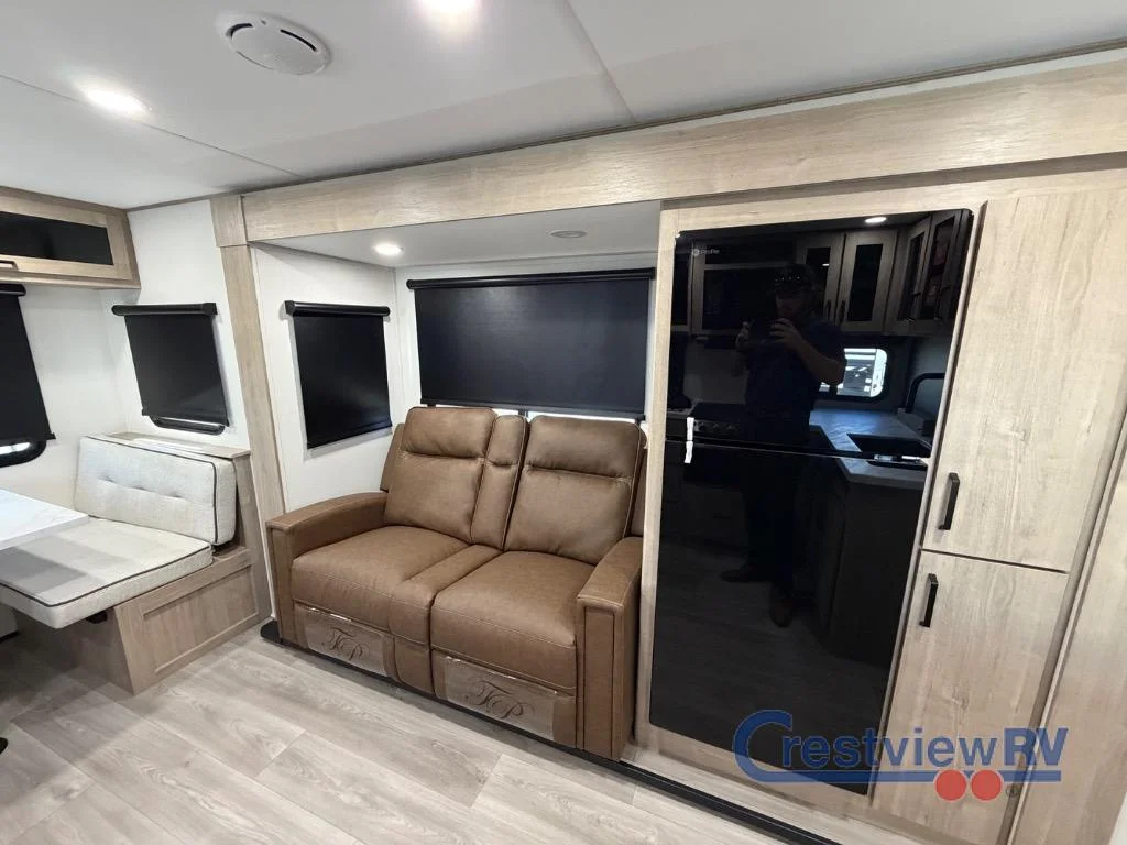 2026 Grand Design Imagine XLS 25RLE photo 11