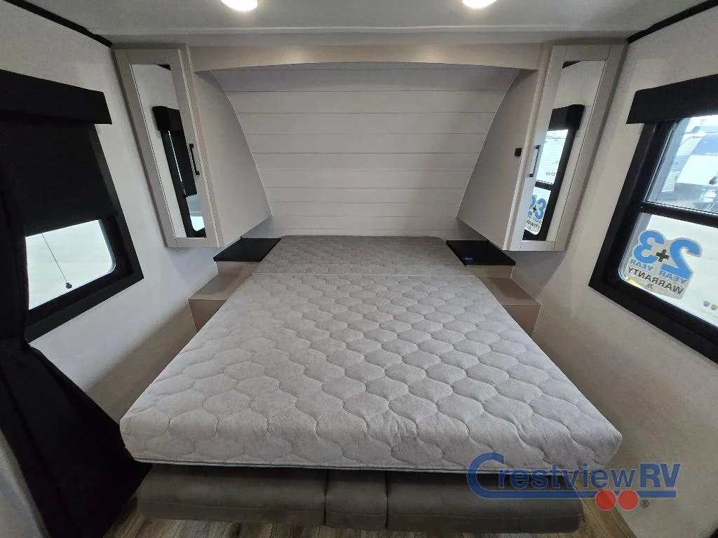 2026 Jayco Jay Feather 23MBD photo 15