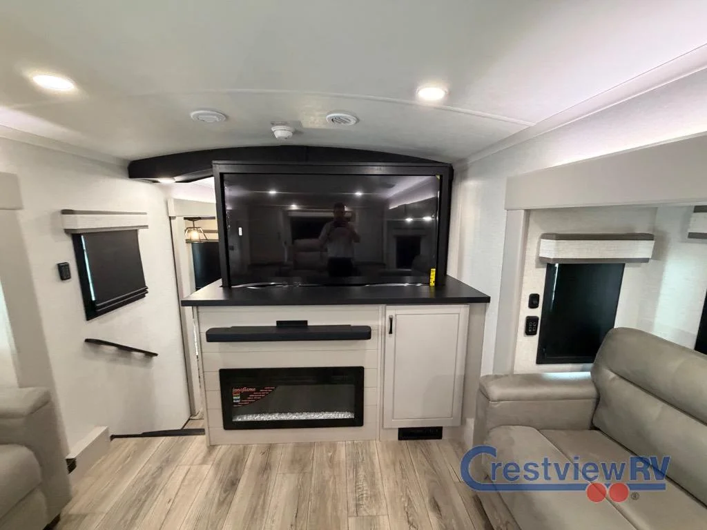2026 Jayco North Point 382FLRB photo 28