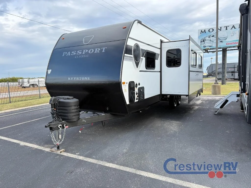 2026 Keystone RV Passport Classic 284QB photo 4