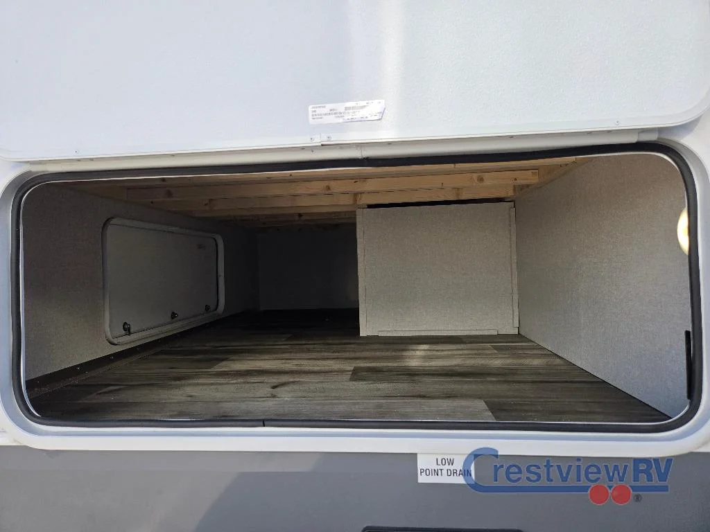2026 Open Range RV Roamer Light Duty 28DBSS photo 9