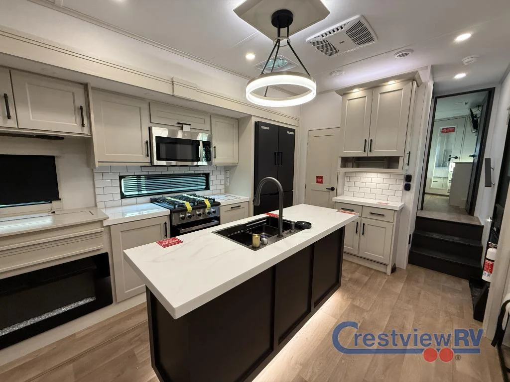 2026 Grand Design Solitude 310GK photo 14