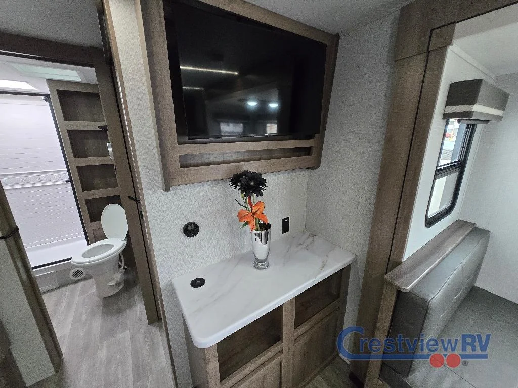 2024 Grand Design Imagine XLS 22BHE photo 22