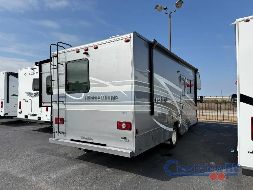 2025 Winnebago Minnie Winnie 26T photo 25