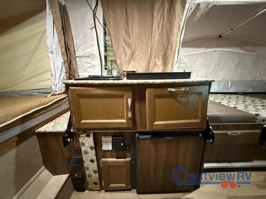 2018 Coachmen Clipper 1285SST Classic photo 22