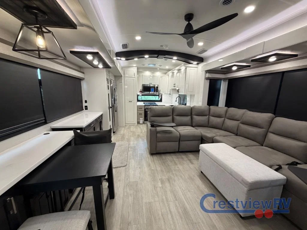 2026 Jayco Pinnacle 38FBRK photo 16
