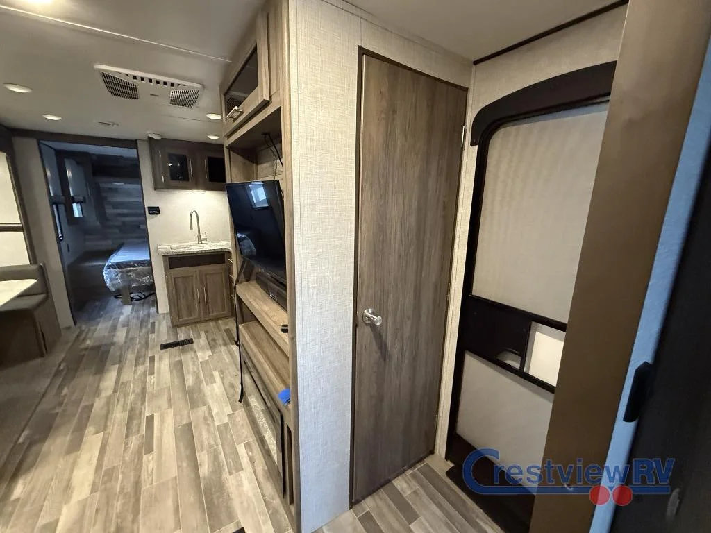 2022 CrossRoads RV Zinger ZR280RB photo 13