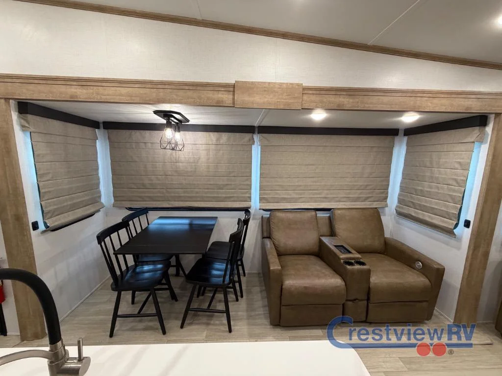 2024 Keystone Arcadia 3260RL photo 16