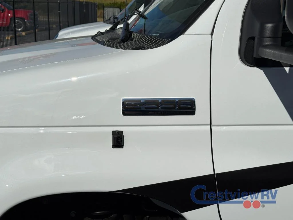 2025 Coachmen Leprechaun 220XG Ford 350 photo 16