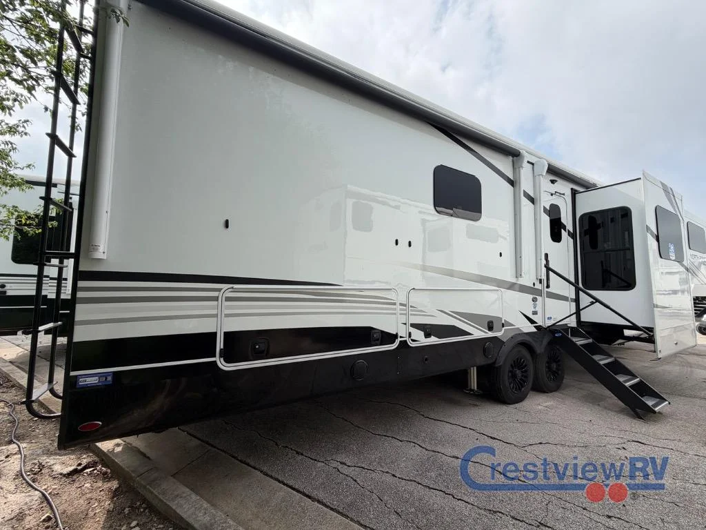 2026 Jayco North Point 382FLRB photo 12