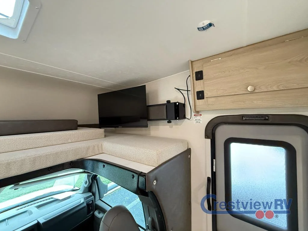 2026 Coachmen Leprechaun 210QSS Chevy 3500 photo 17