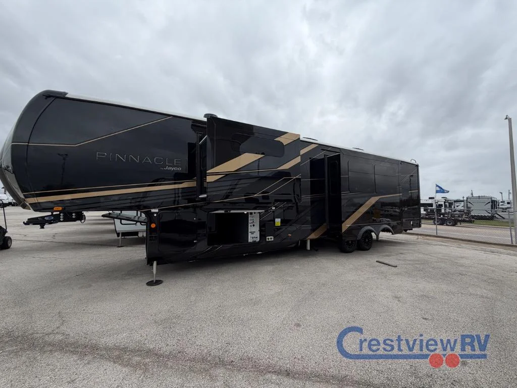 2026 Jayco Pinnacle 38FBRK photo 8