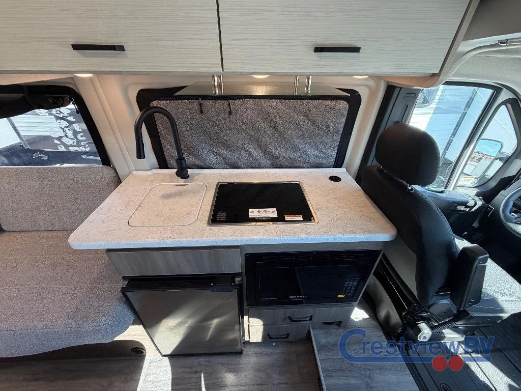 2024 Thor Motor Coach Dazzle 2LB photo 14