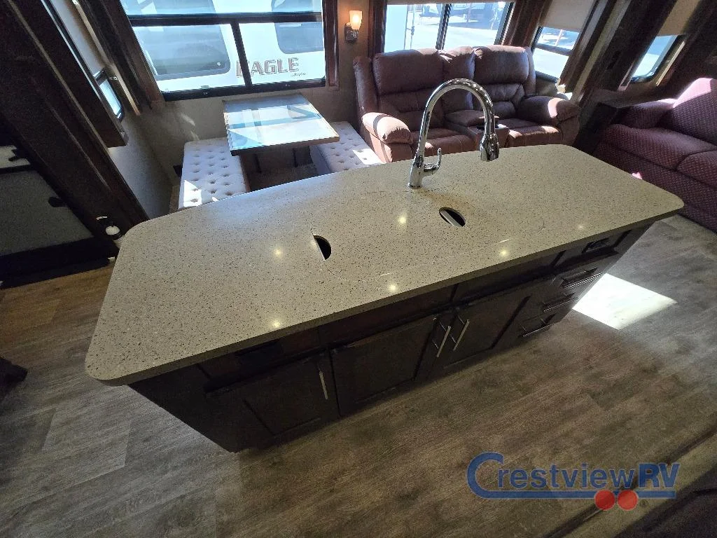 2017 VanLeigh RV Vilano 365RL photo 22