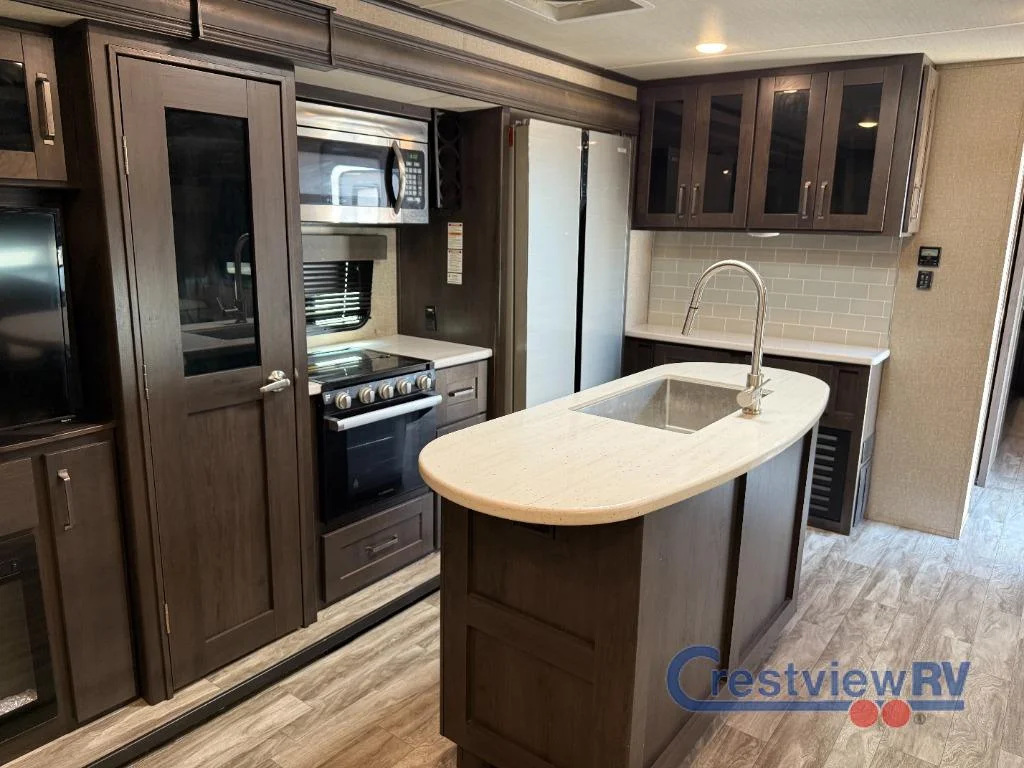 2023 Grand Design Reflection Travel Trailer photo 12