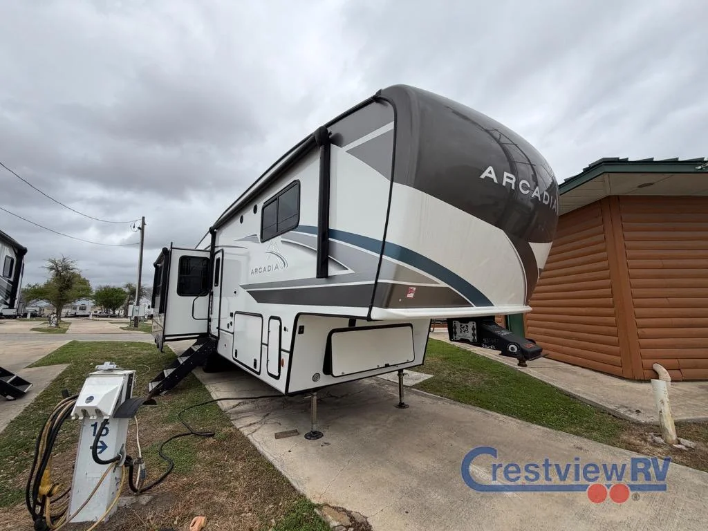 2024 Keystone Arcadia 3260RL photo 5