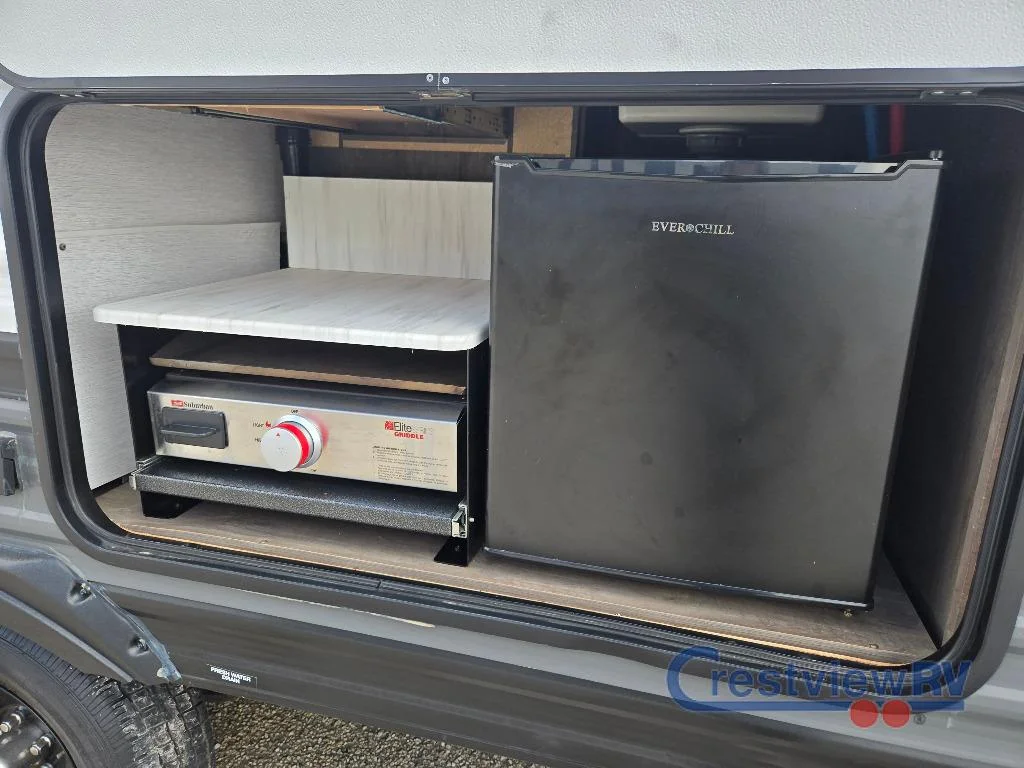 2022 Forest River Wildwood X-Lite 263BHXL photo 7