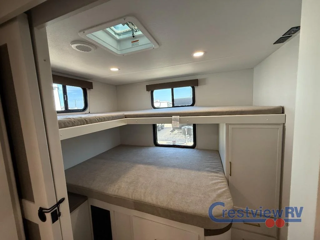 2026 Grand Design Transcend 295QBT photo 17