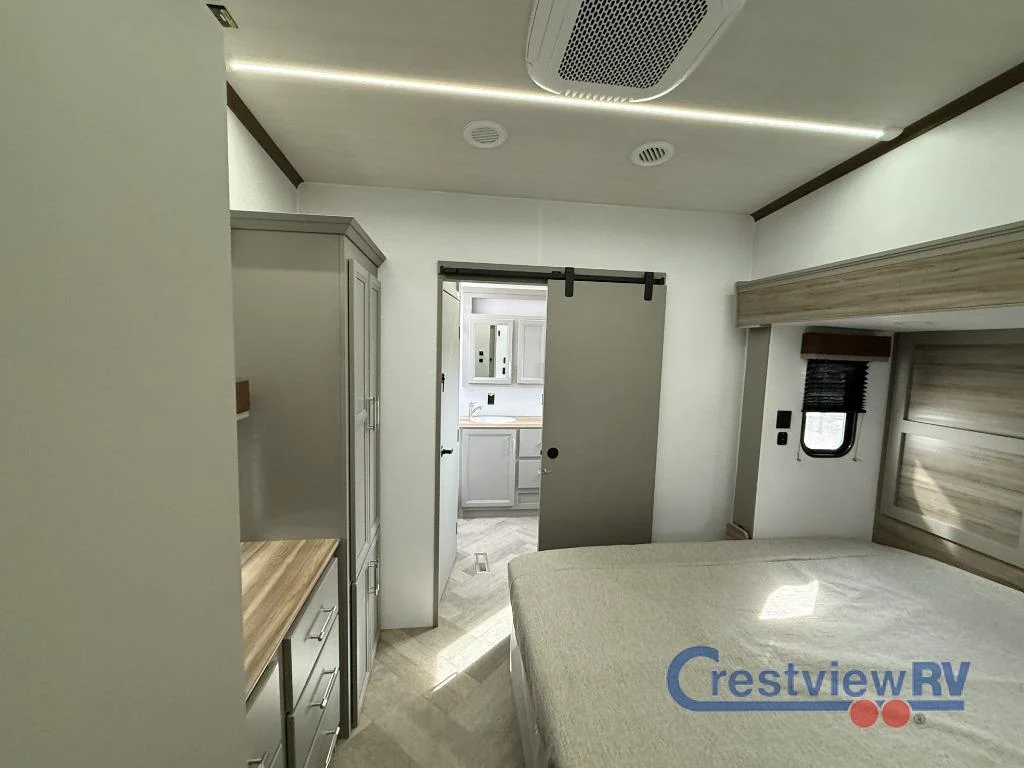 2026 Keystone Sprinter 3800FLB photo 22