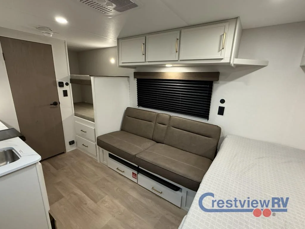 2026 Grand Design Transcend One 151BH photo 7